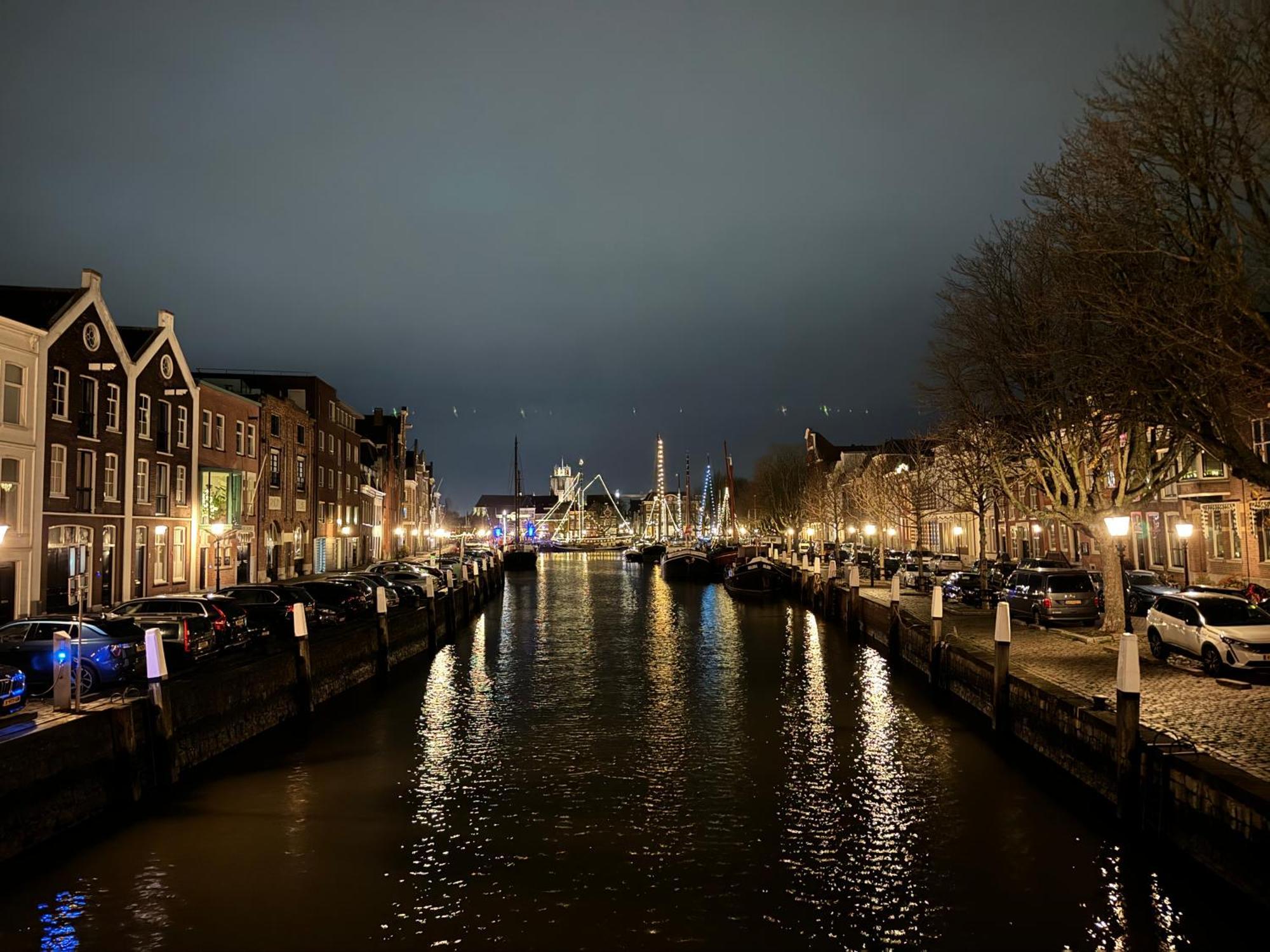Apartment Lange Geldersekade 3, Dordrecht 80 M2 Esterno foto